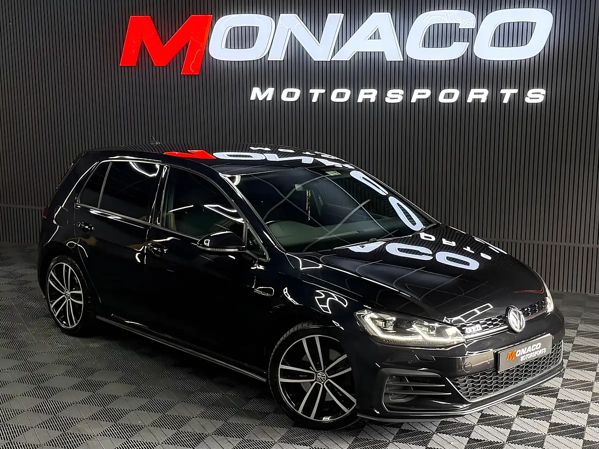 Used 2017 Volkswagen Golf Gtd Black - Front View