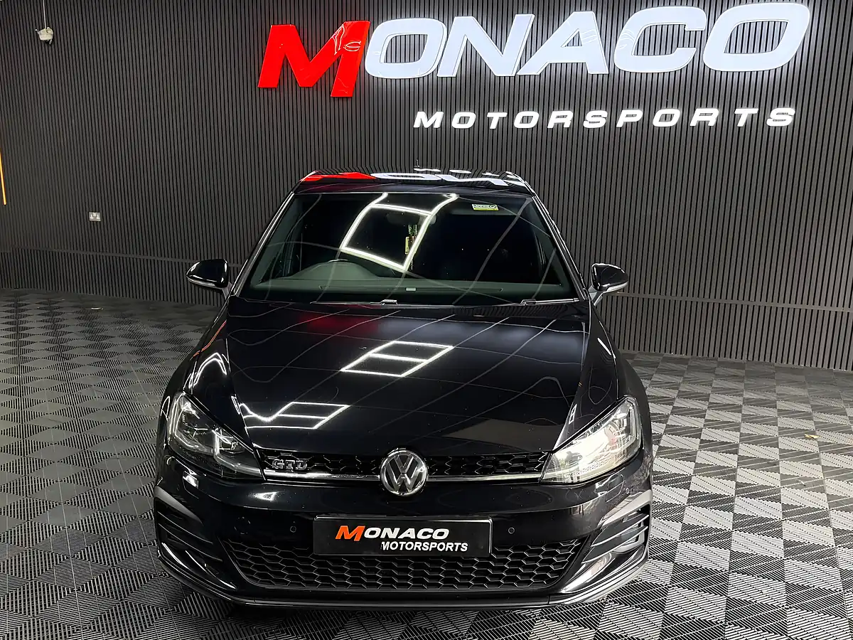 Used 2017 Volkswagen Golf Gtd Black - Interior and Exterior details 2