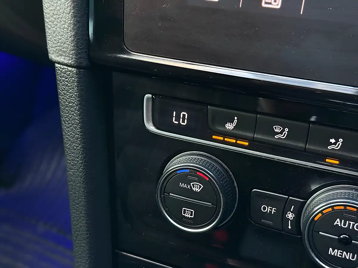 Used 2017 Volkswagen Golf Gtd Blueline Black - Interior and Exterior details 14