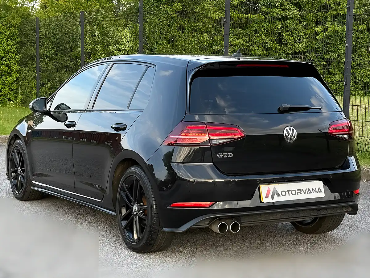 Used 2017 Volkswagen Golf Gtd Blueline Black - Interior and Exterior details 4