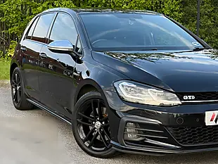 Used 2017 Volkswagen Golf Gtd Blueline Black - Interior and Exterior details 5