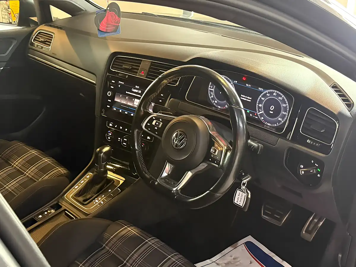 Used 2017 Volkswagen Golf Gtd Grey - Interior and Exterior details 14