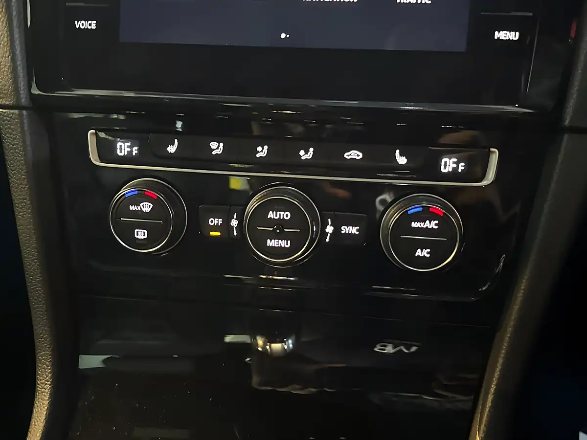 Used 2017 Volkswagen Golf Gtd Grey - Interior and Exterior details 17