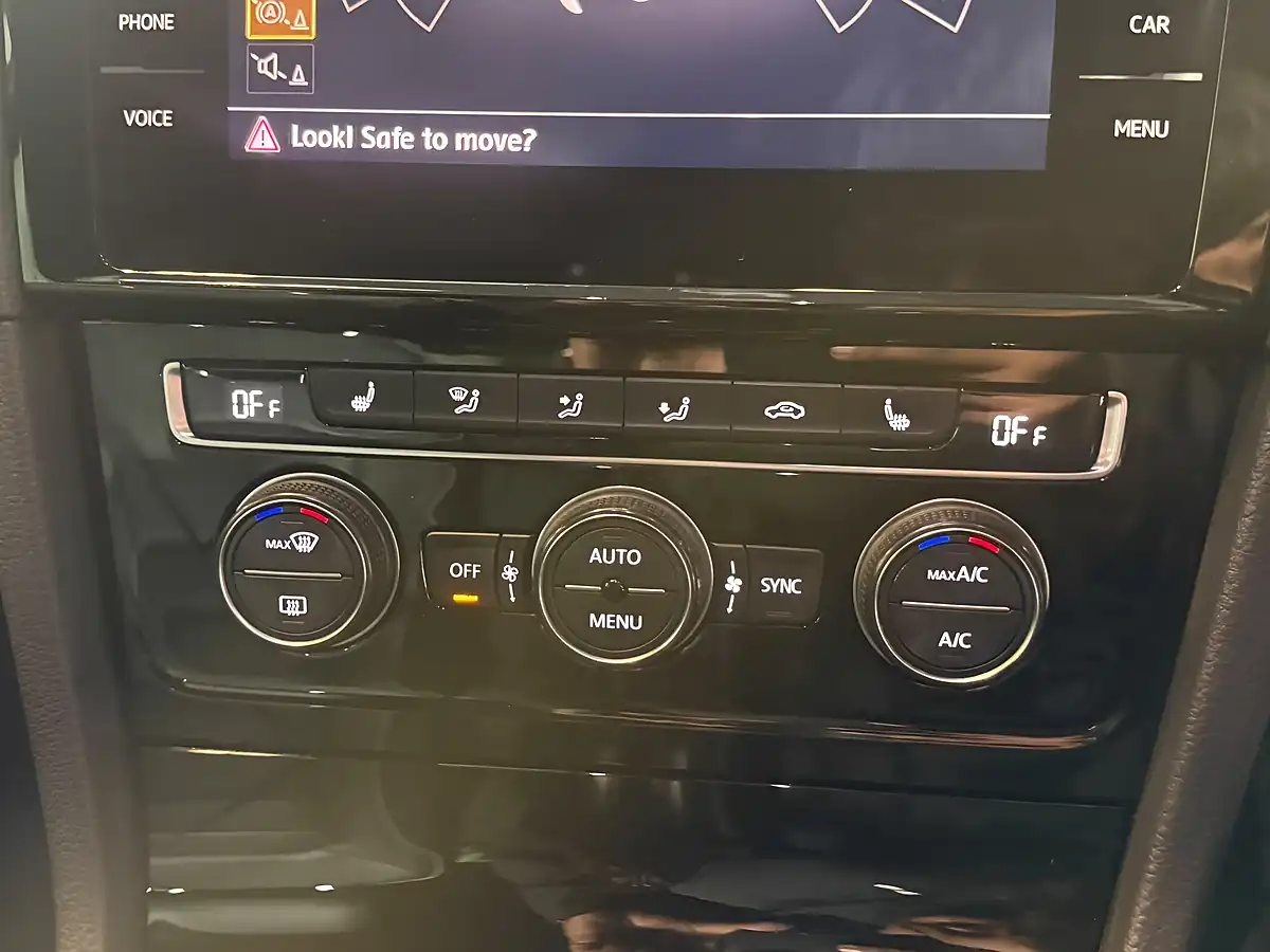 Used 2017 Volkswagen Golf Gtd Grey - Interior and Exterior details 18
