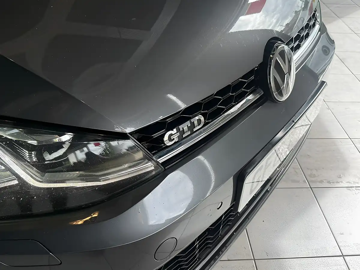 Used 2017 Volkswagen Golf Gtd Grey - Interior and Exterior details 4