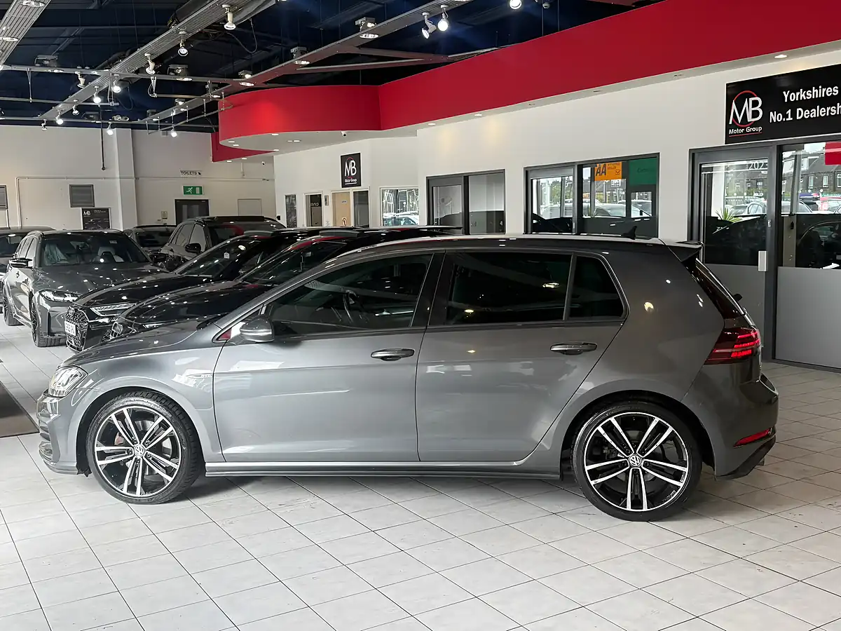 Used 2017 Volkswagen Golf Gtd Grey - Interior and Exterior details 8