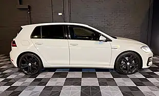 Used 2017 Volkswagen Golf Gtd Oryx White - Interior and Exterior details 14