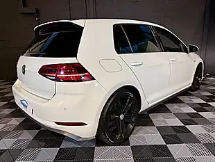 Used 2017 Volkswagen Golf Gtd Oryx White - Interior and Exterior details 16