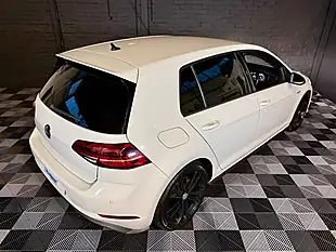 Used 2017 Volkswagen Golf Gtd Oryx White - Interior and Exterior details 17