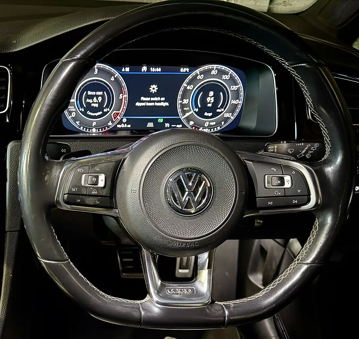 Used 2017 Volkswagen Golf Gtd Oryx White - Interior and Exterior details 2