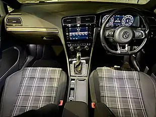 Used 2017 Volkswagen Golf Gtd Oryx White - Interior and Exterior details 3