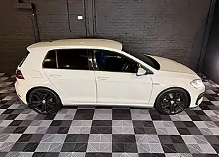 Used 2017 Volkswagen Golf Gtd Oryx White - Interior and Exterior details 7