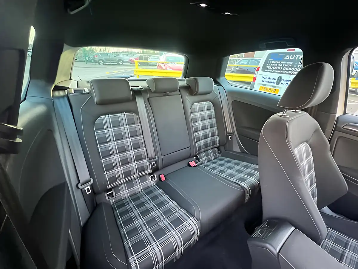 Used 2017 Volkswagen Golf Gtd Pure White - Interior and Exterior details 19