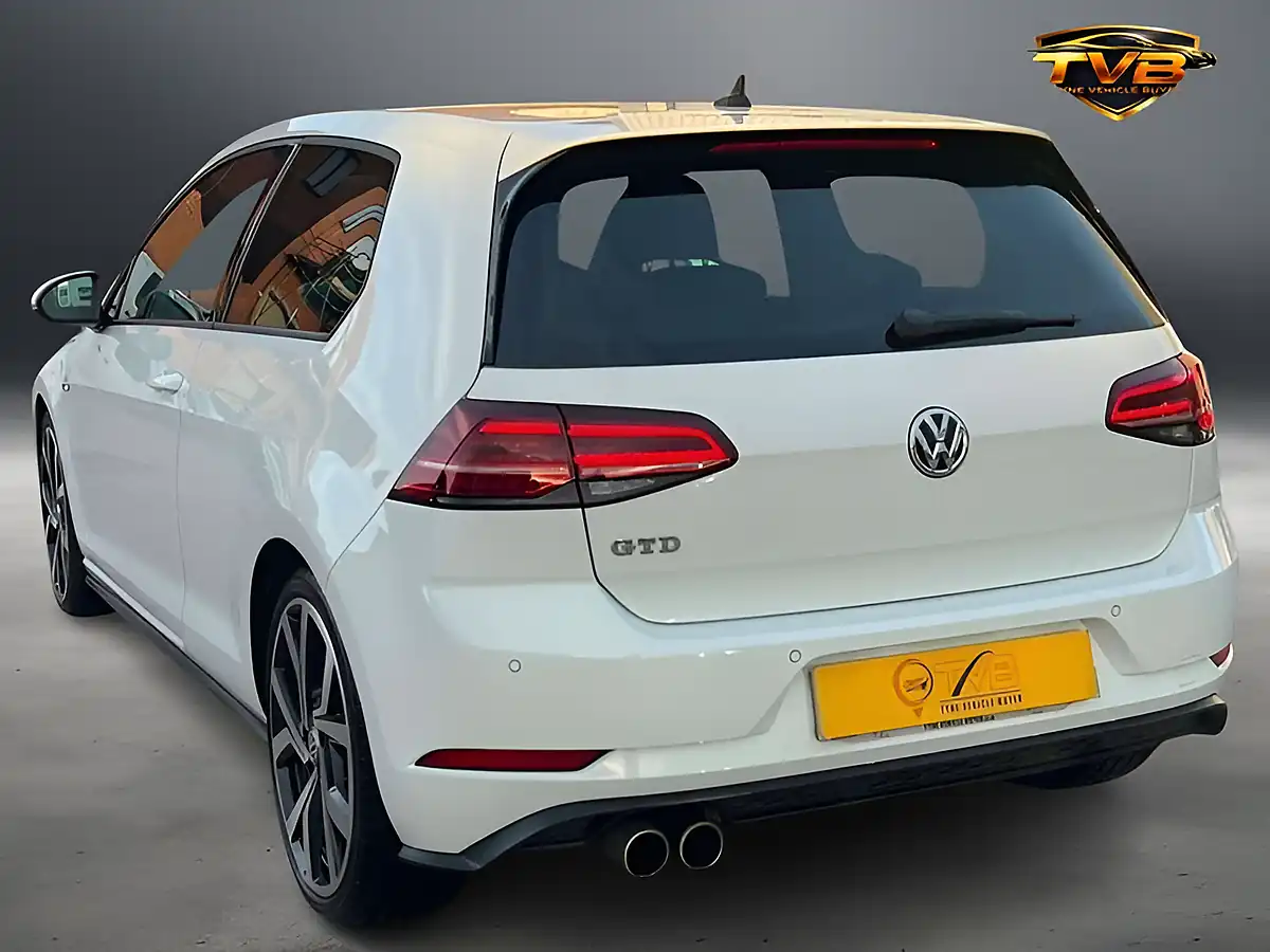 Used 2017 Volkswagen Golf Gtd Pure White - Interior and Exterior details 7