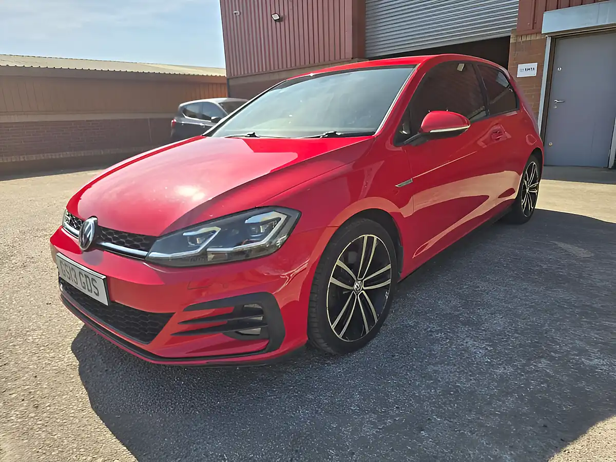 Used 2017 Volkswagen Golf Gtd Red - Interior and Exterior details 3