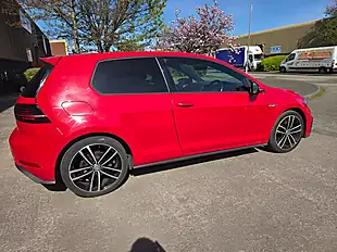 Used 2017 Volkswagen Golf Gtd Red - Interior and Exterior details 6