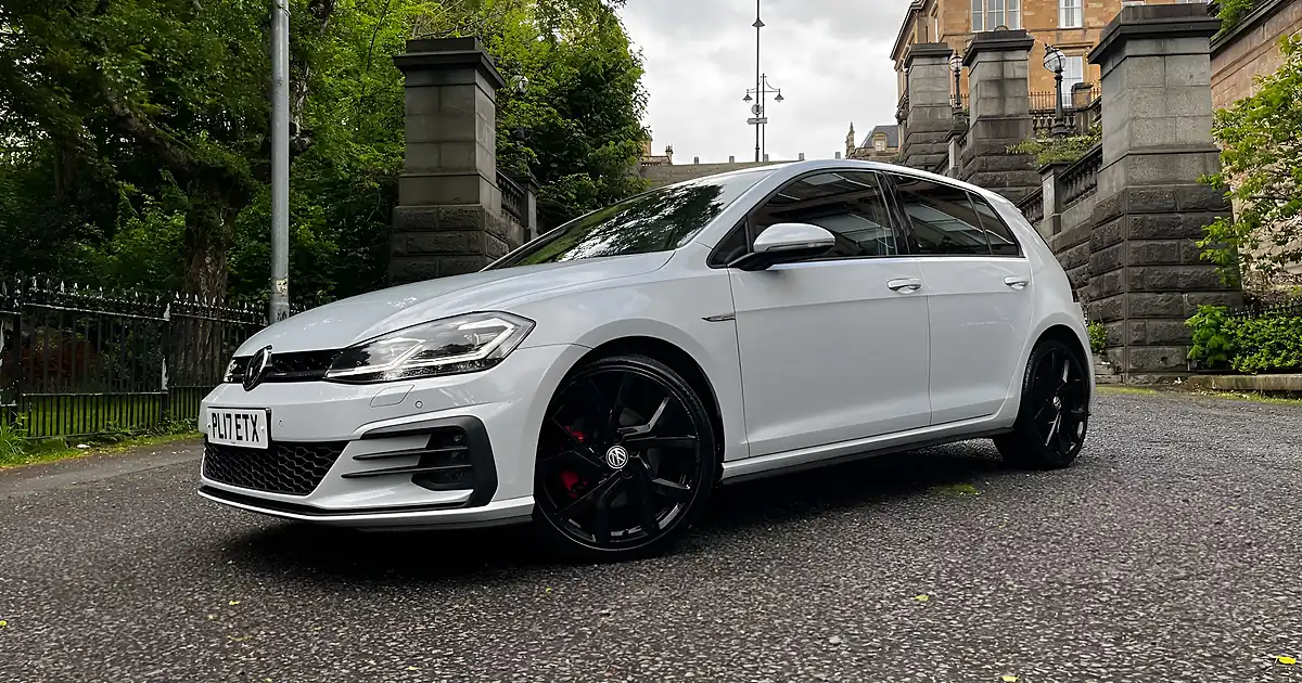 Used 2017 Volkswagen Golf Gtd Silver - Front View