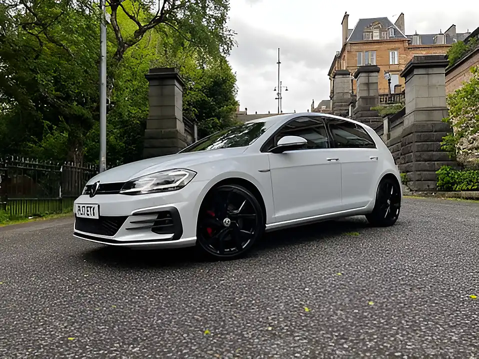 Used 2017 Volkswagen Golf Gtd Silver - Interior and Exterior details 12