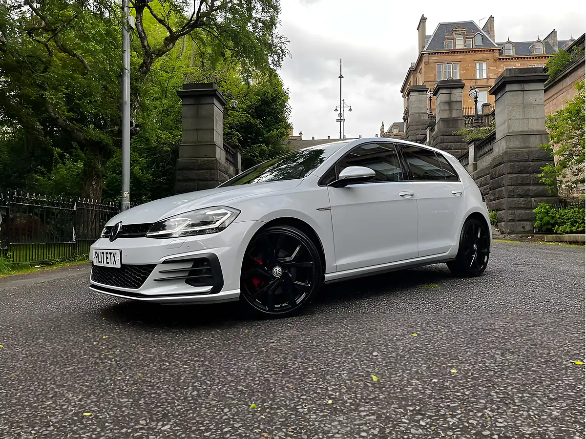 Used 2017 Volkswagen Golf Gtd Silver - Interior and Exterior details 13