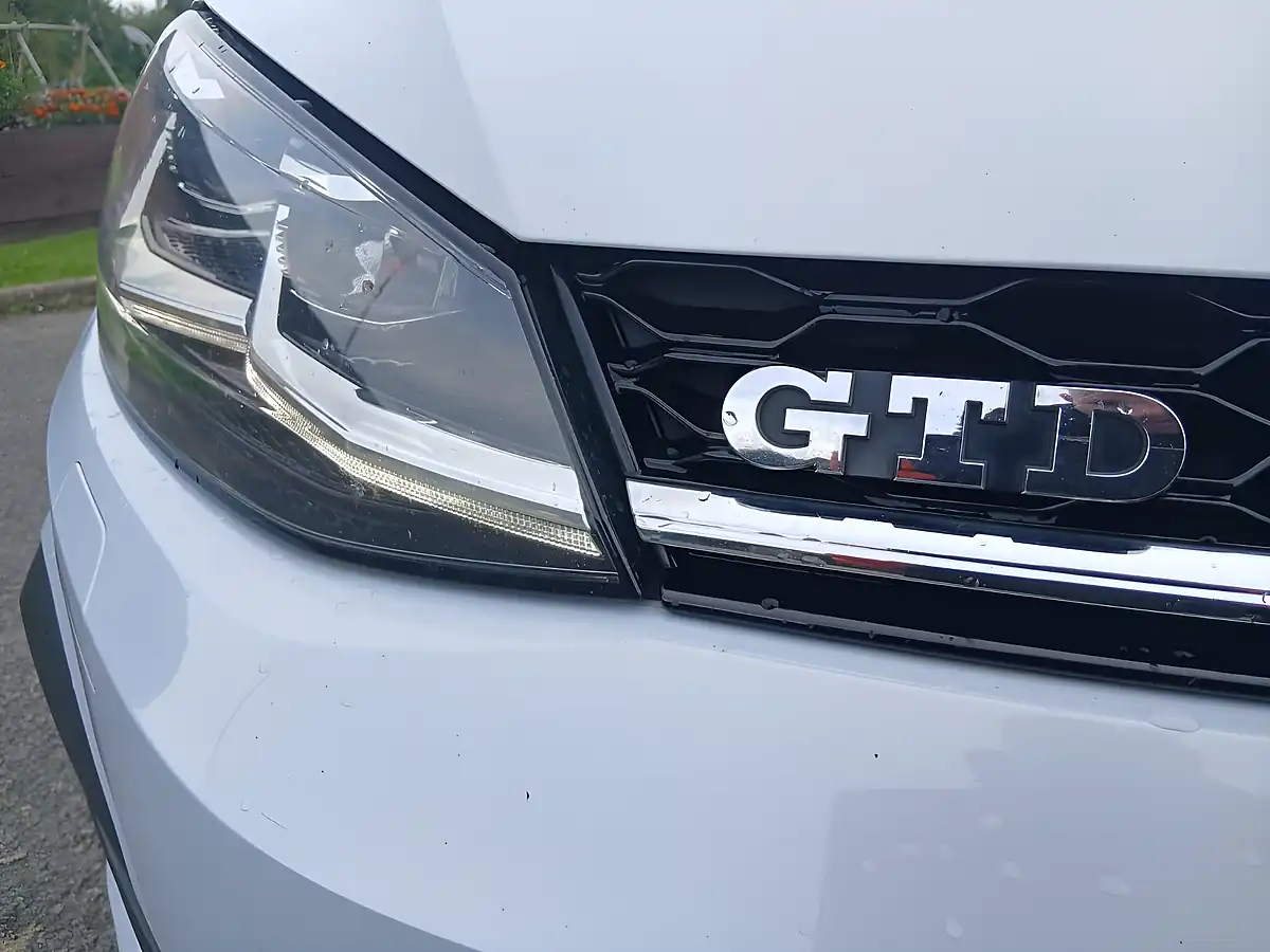 Used 2017 Volkswagen Golf Gtd Silver - Interior and Exterior details 11