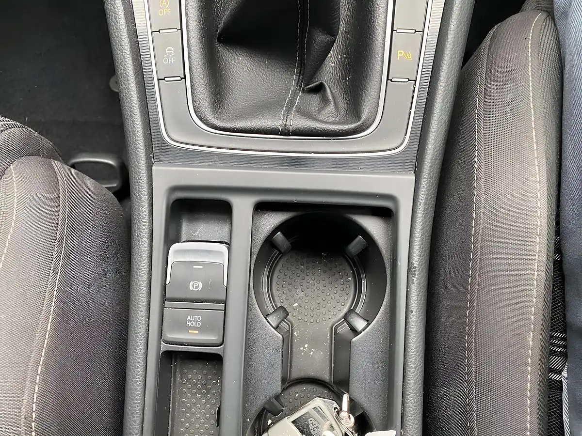 Used 2017 Volkswagen Golf Gtd White - Interior and Exterior details 14