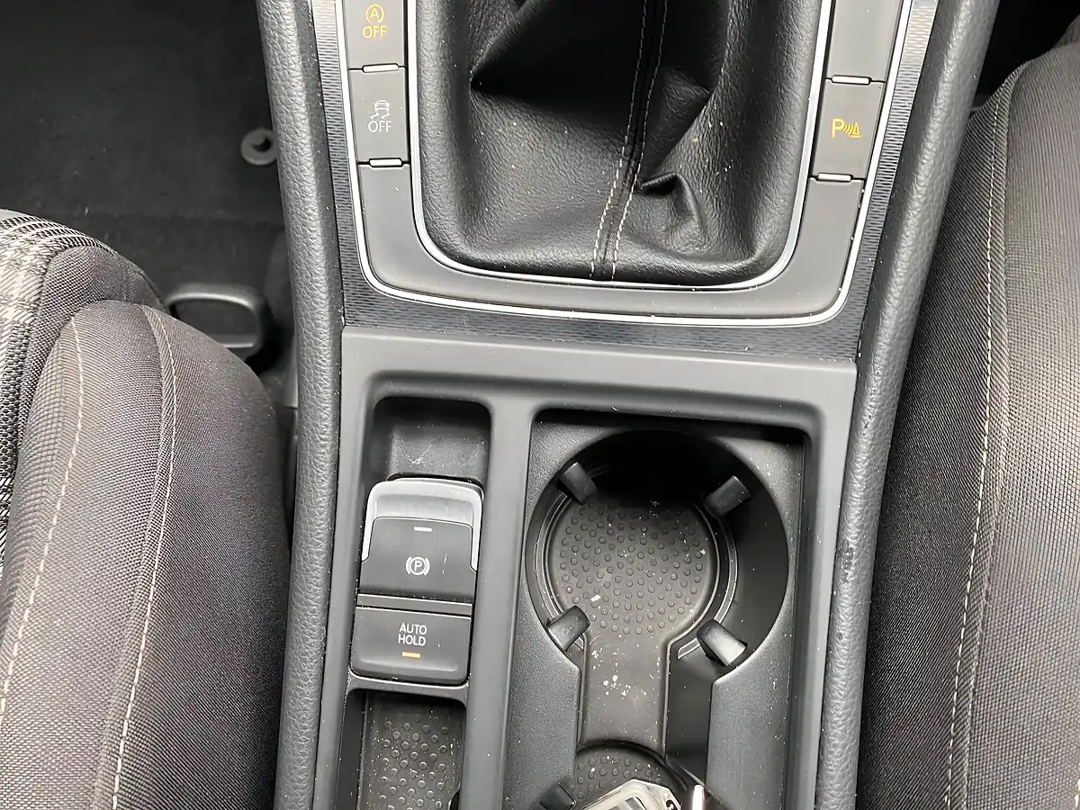 Used 2017 Volkswagen Golf Gtd White - Interior and Exterior details 20