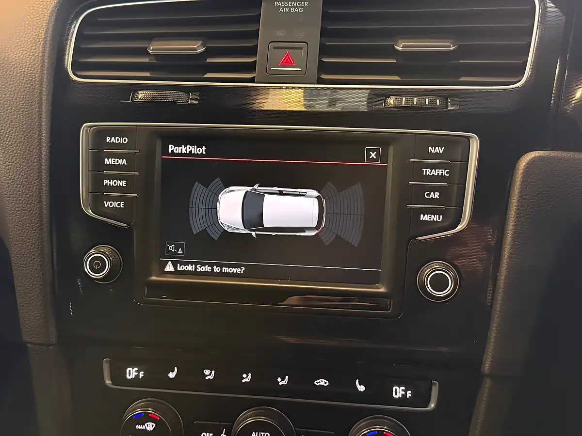 Used 2017 Volkswagen Golf GTI Black - Interior and Exterior details 15