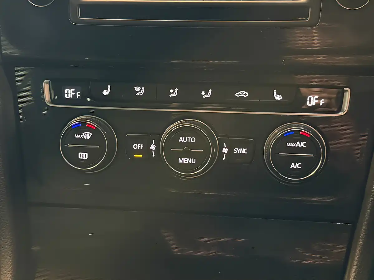 Used 2017 Volkswagen Golf GTI Black - Interior and Exterior details 16