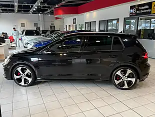 Used 2017 Volkswagen Golf GTI Black - Interior and Exterior details 4