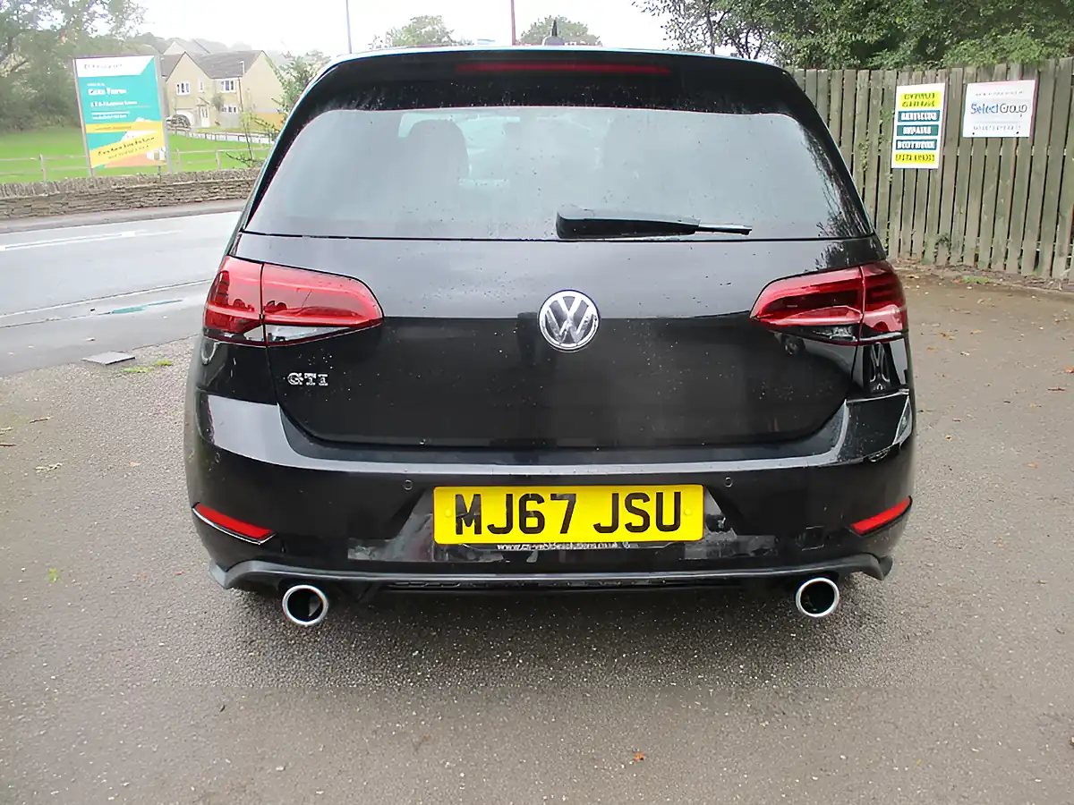 Used 2017 Volkswagen Golf GTI Black - Interior and Exterior details 6