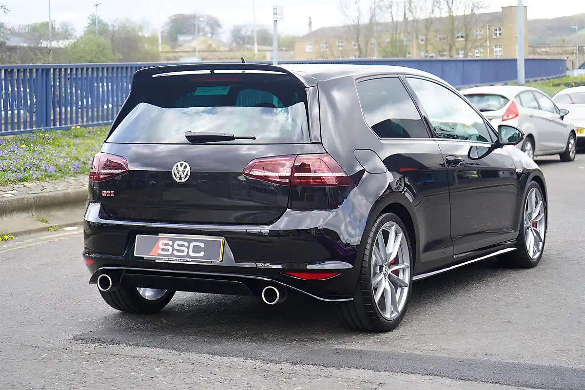 Used 2017 Volkswagen Golf GTI Clubsport S Black - Interior and Exterior details 10
