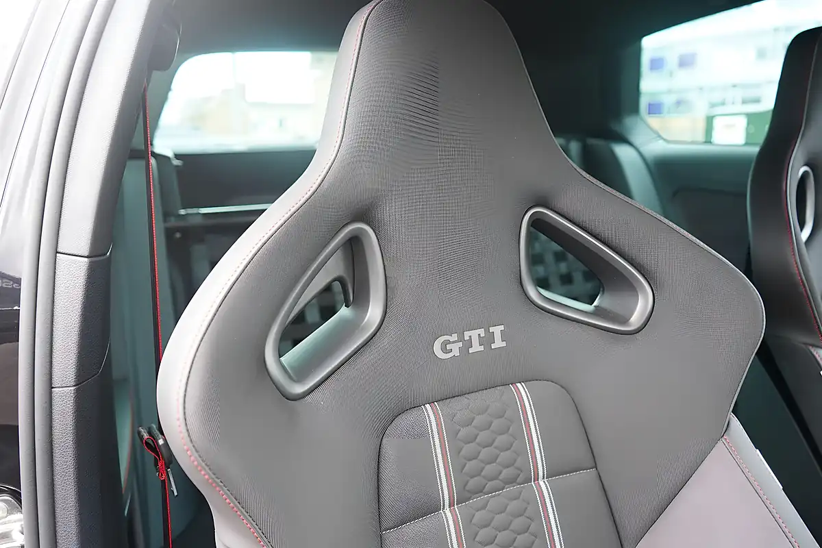 Used 2017 Volkswagen Golf GTI Clubsport S Black - Interior and Exterior details 17