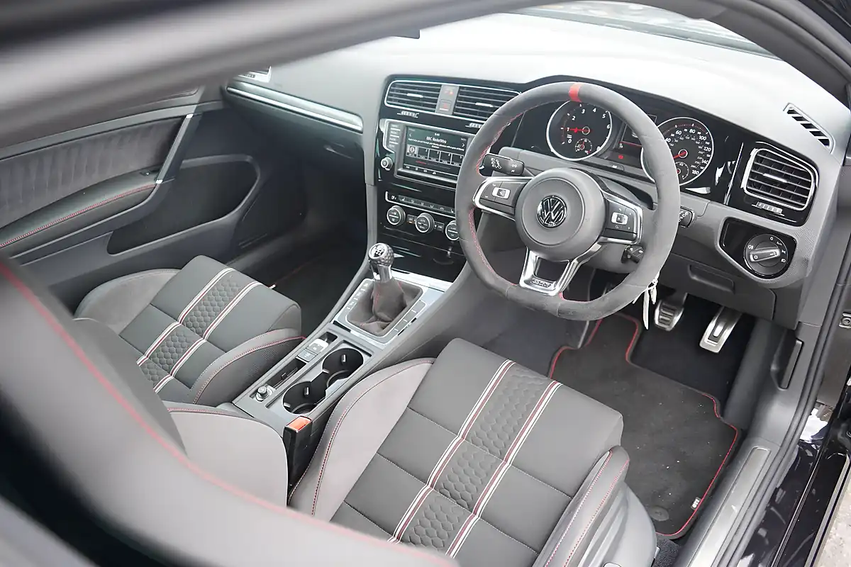 Used 2017 Volkswagen Golf GTI Clubsport S Black - Interior and Exterior details 19