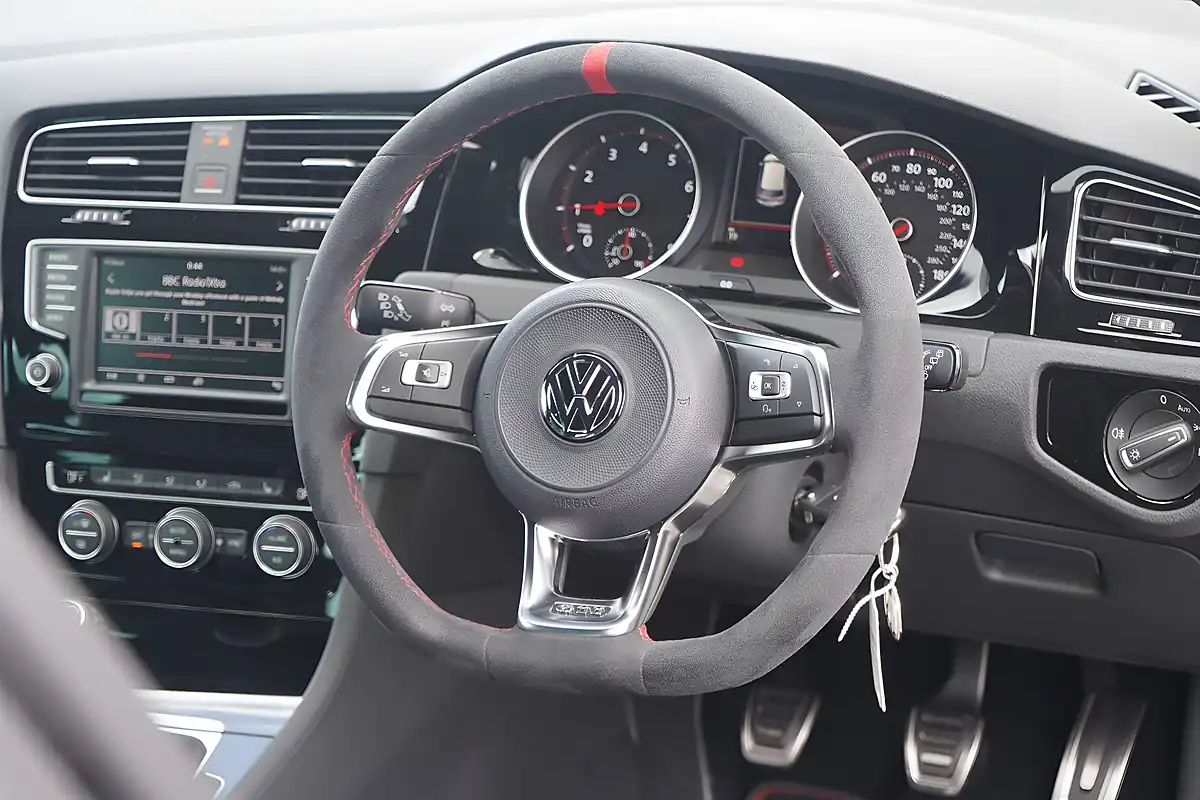 Used 2017 Volkswagen Golf GTI Clubsport S Black - Interior and Exterior details 20