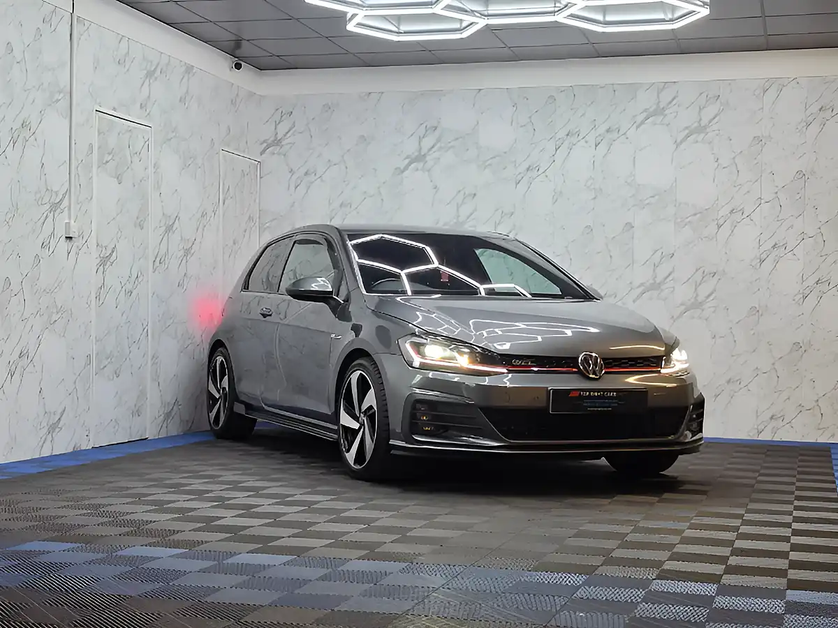 Used 2017 Volkswagen Golf GTI Grey - Interior and Exterior details 11