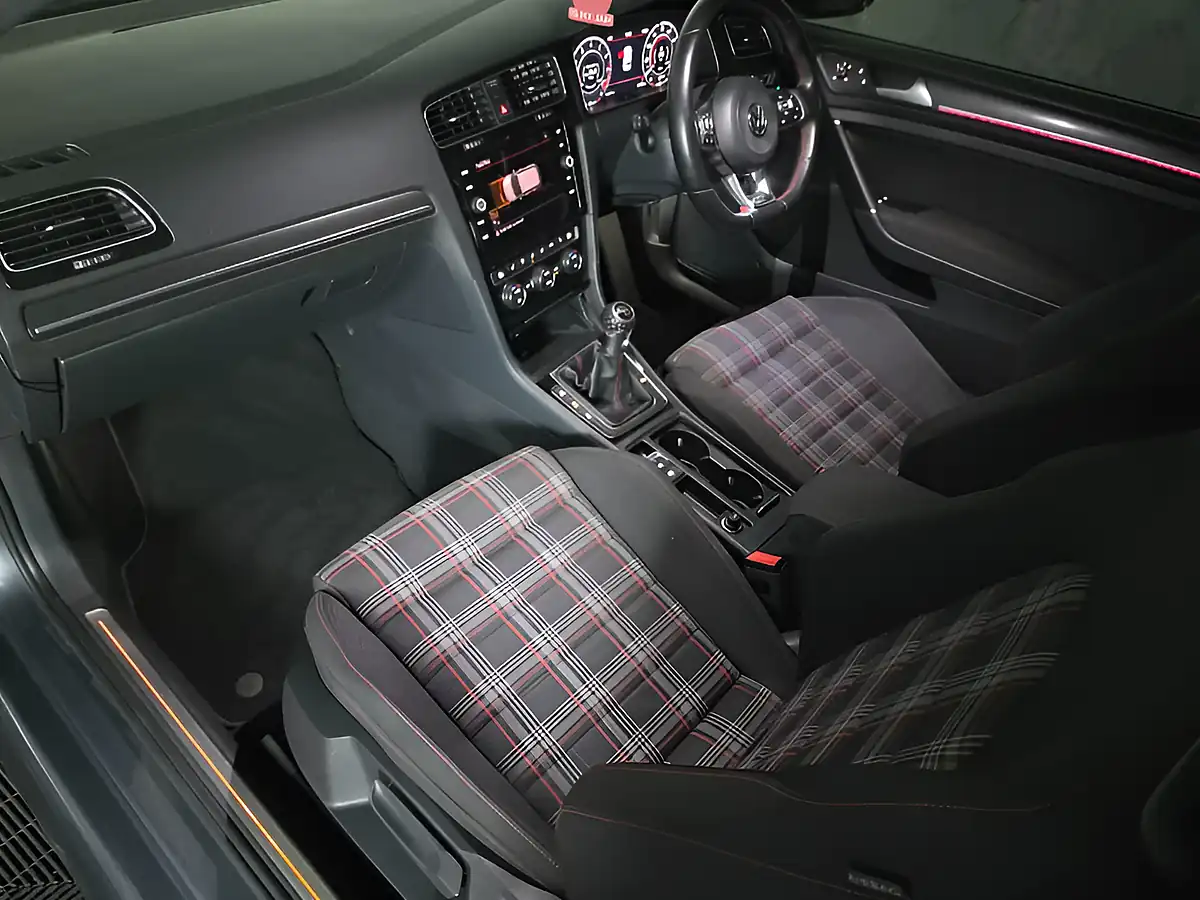 Used 2017 Volkswagen Golf GTI Grey - Interior and Exterior details 14