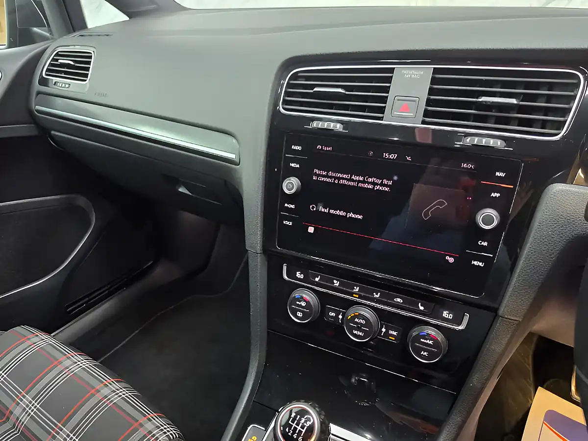 Used 2017 Volkswagen Golf GTI Grey - Interior and Exterior details 17
