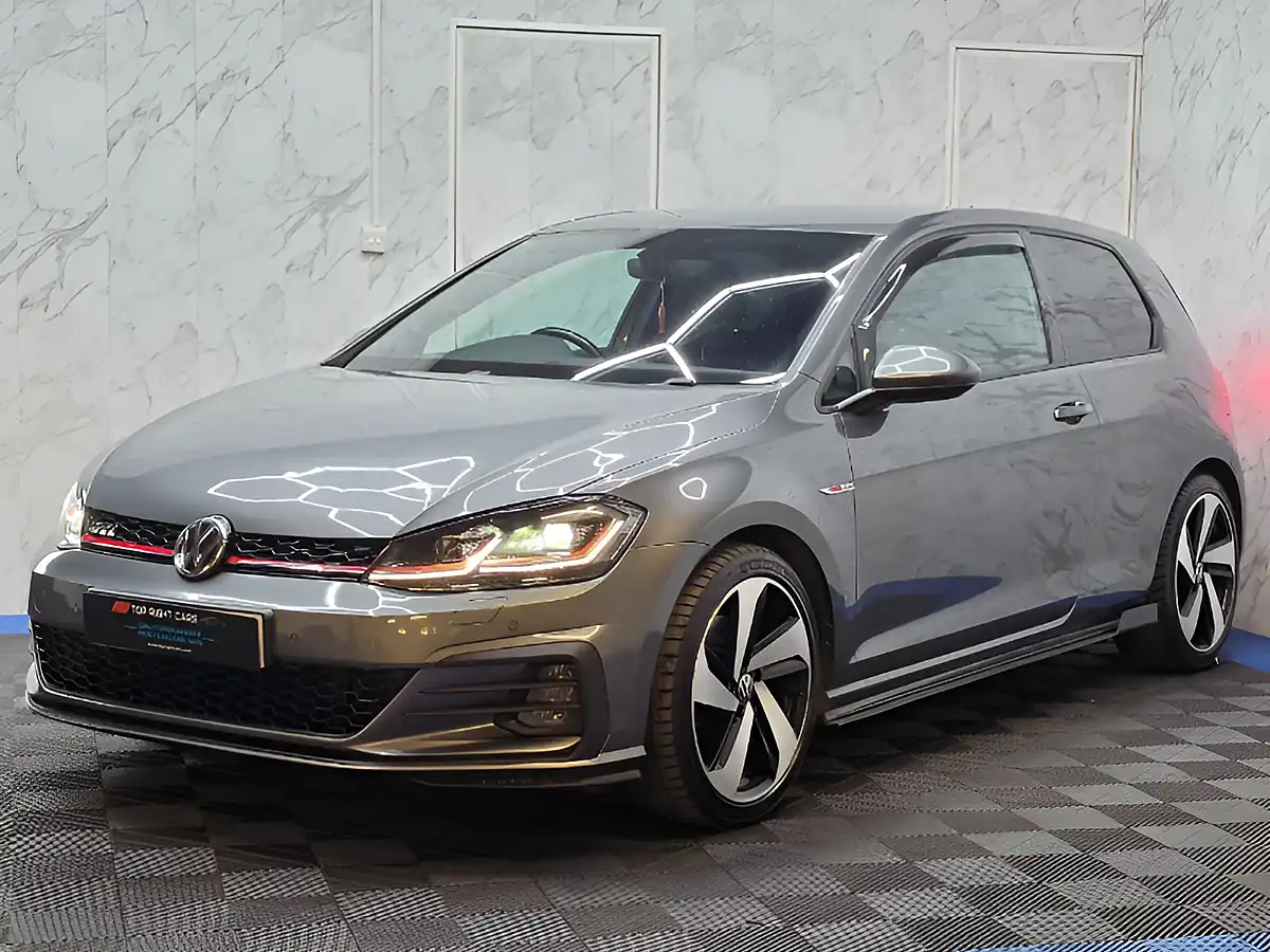Used 2017 Volkswagen Golf GTI Grey - Interior and Exterior details 4