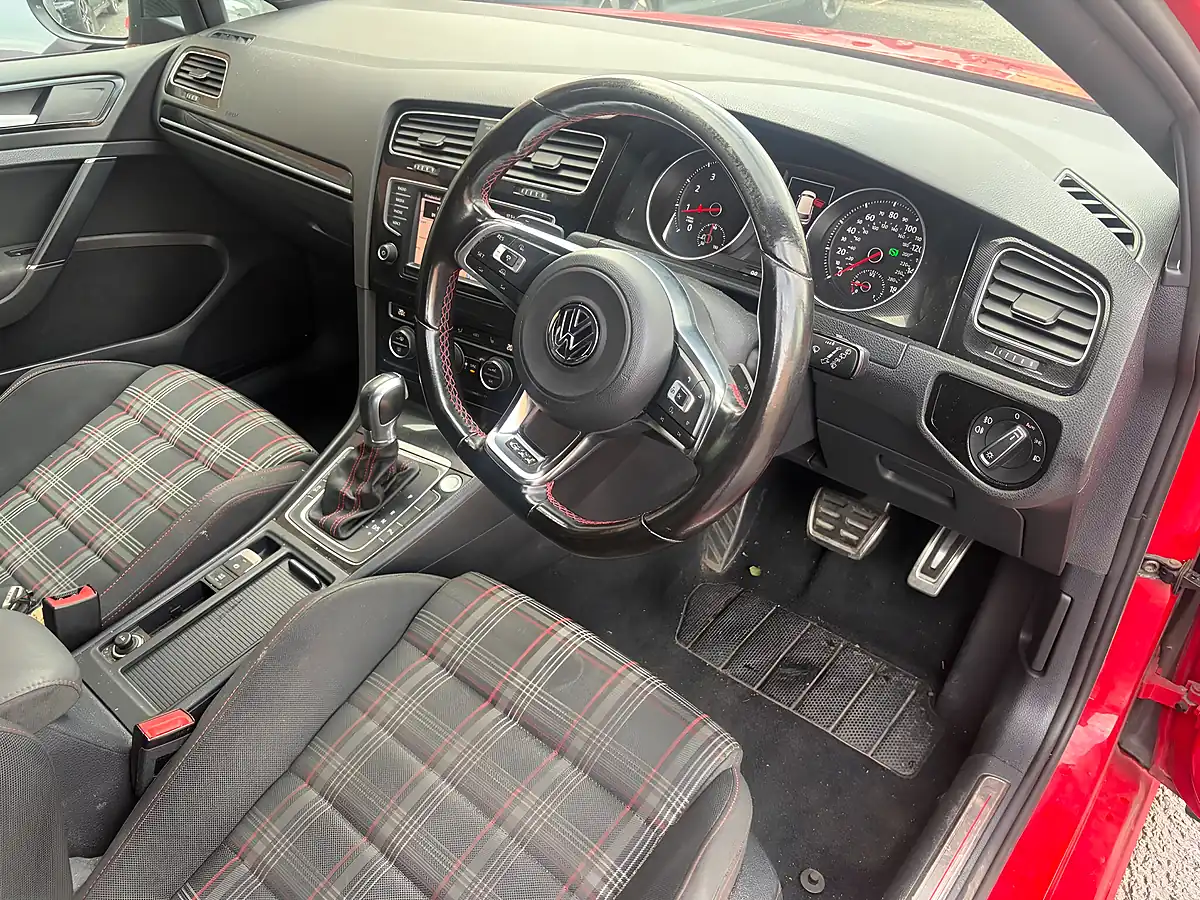 Used 2017 Volkswagen Golf GTI Performance Red - Interior and Exterior details 3