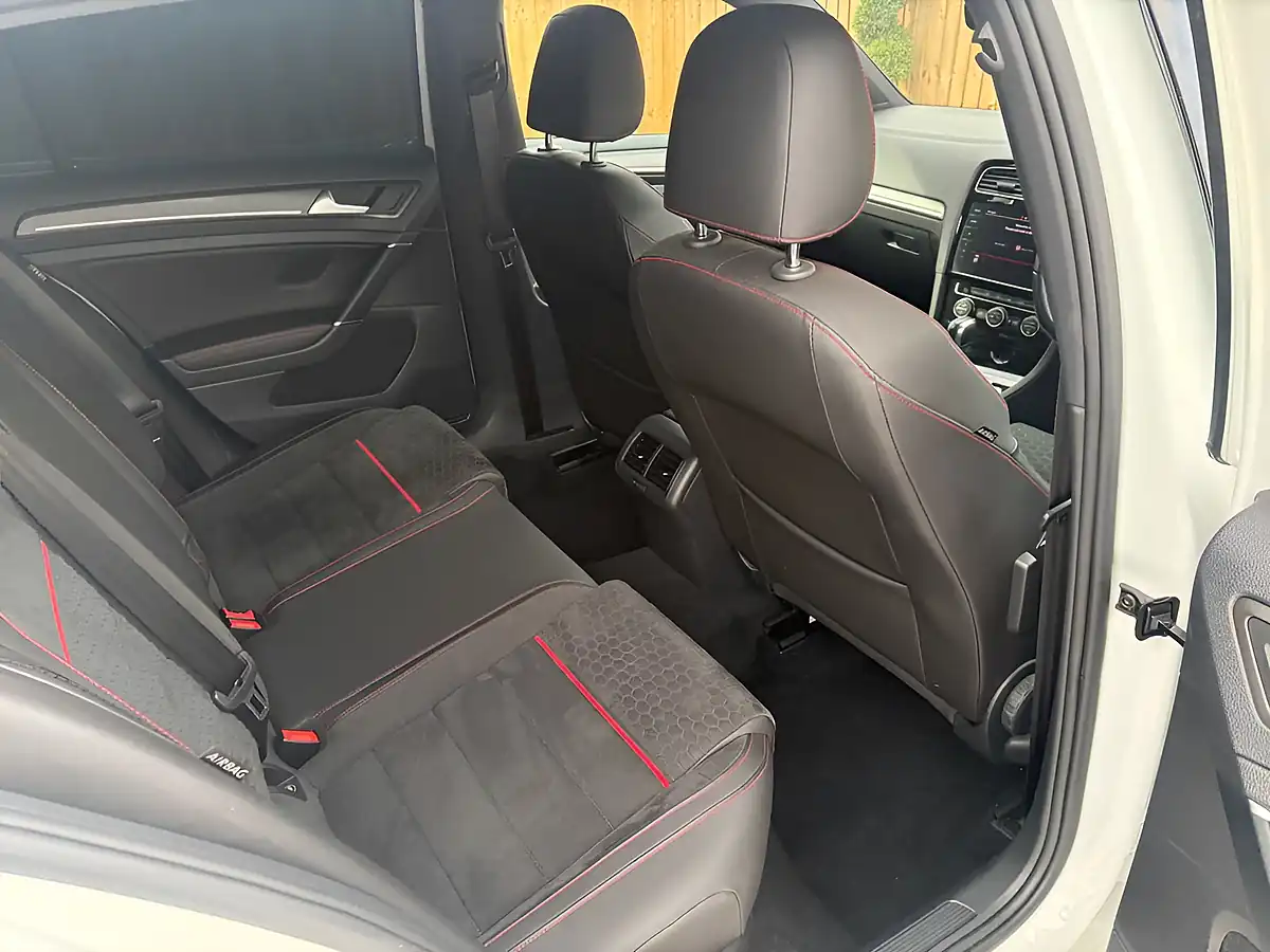 Used 2017 Volkswagen Golf GTI Performance White - Interior and Exterior details 16