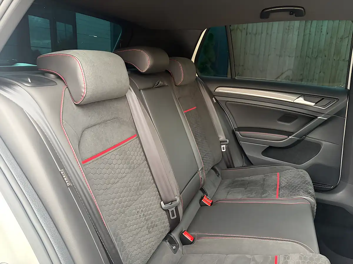 Used 2017 Volkswagen Golf GTI Performance White - Interior and Exterior details 17