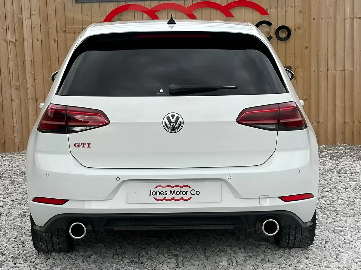 Used 2017 Volkswagen Golf GTI Performance White - Interior and Exterior details 9
