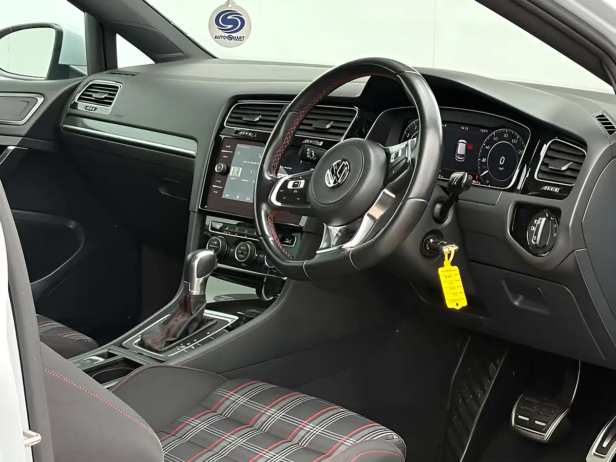 Used 2017 Volkswagen Golf GTI Performance White Silver - Interior and Exterior details 16