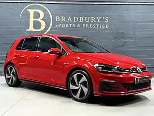 Used 2017 Volkswagen Golf GTI Red - Interior and Exterior details 2