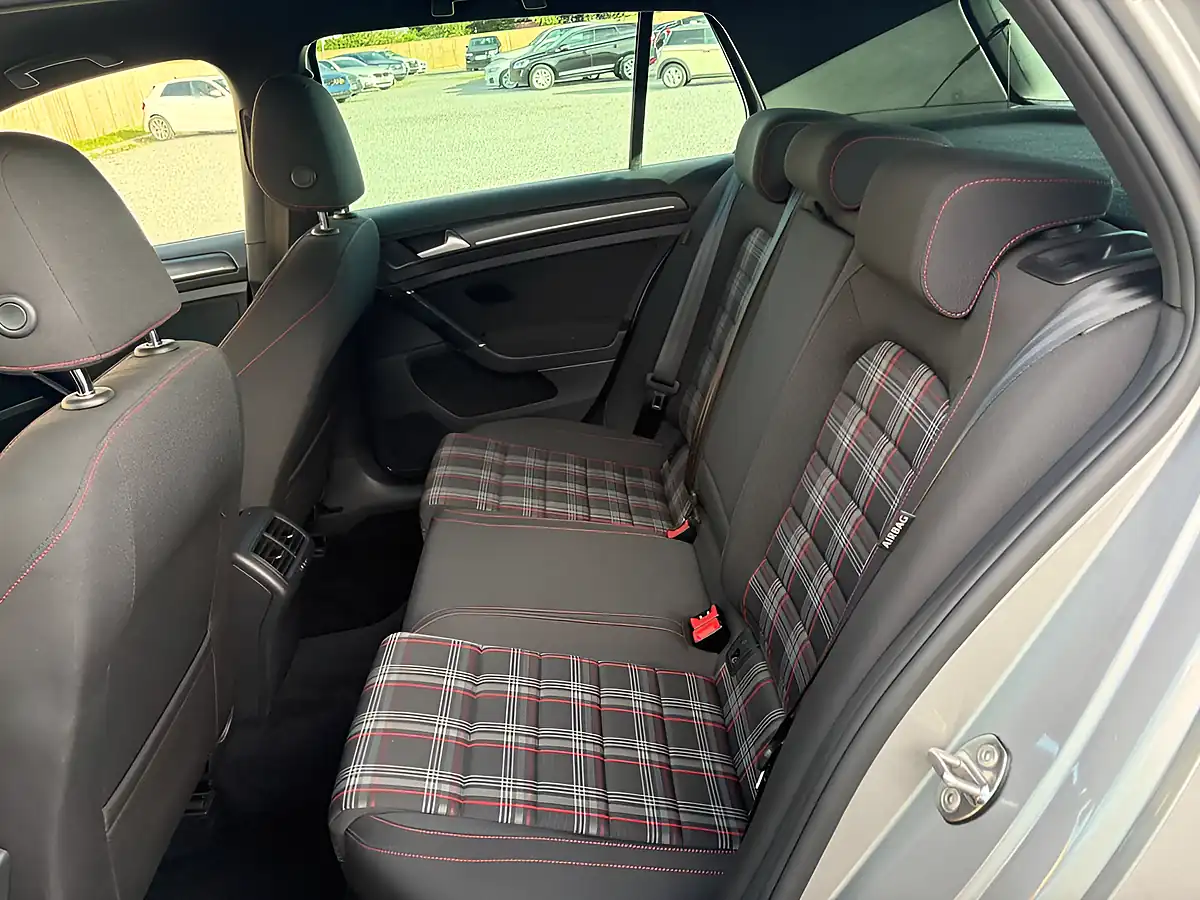 Used 2017 Volkswagen Golf GTI Silver - Interior and Exterior details 15