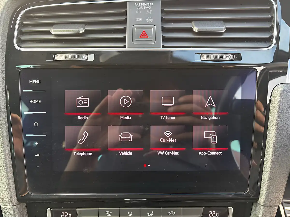 Used 2017 Volkswagen Golf GTI Silver - Interior and Exterior details 17