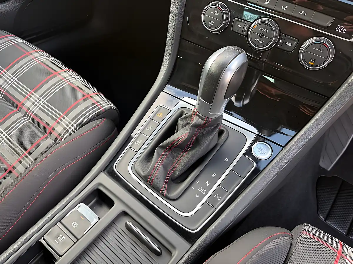 Used 2017 Volkswagen Golf GTI Silver - Interior and Exterior details 18