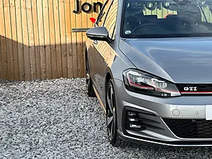 Used 2017 Volkswagen Golf GTI Silver - Interior and Exterior details 6