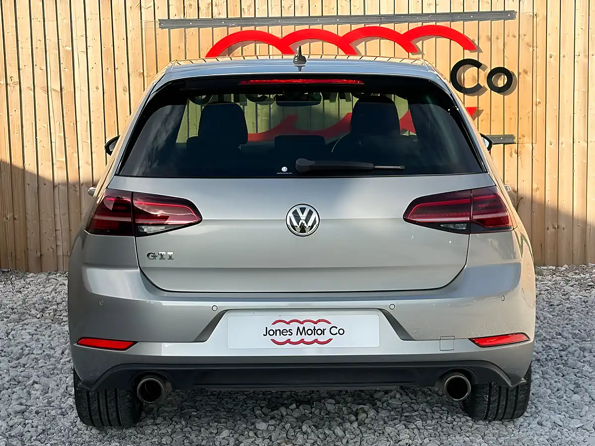 Used 2017 Volkswagen Golf GTI Silver - Interior and Exterior details 9