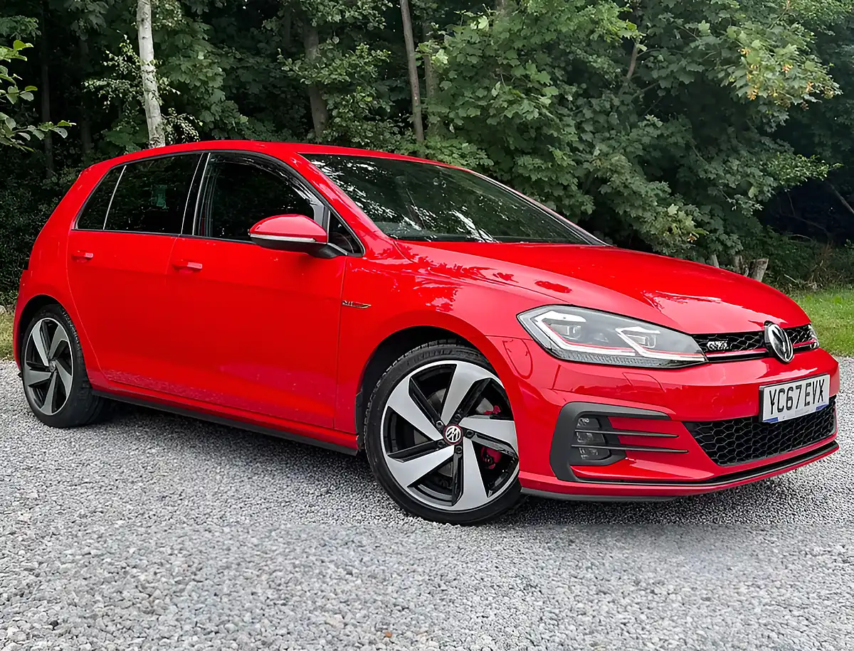Used 2017 Volkswagen Golf GTI Tornado Red - Front View